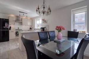 Kitchen/Diner- click for photo gallery